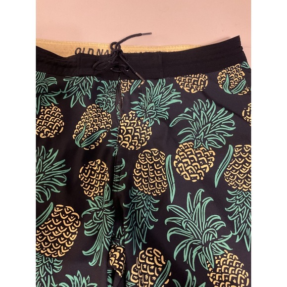 Old Navy Pineapple Swim Trunks Board Shorts Drawstring Summer Size 34 - Picture 2 of 6